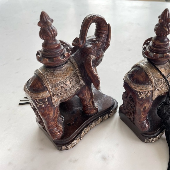 Pair of Handmade Decorative Elephant Figurines - Picture 2 of 7